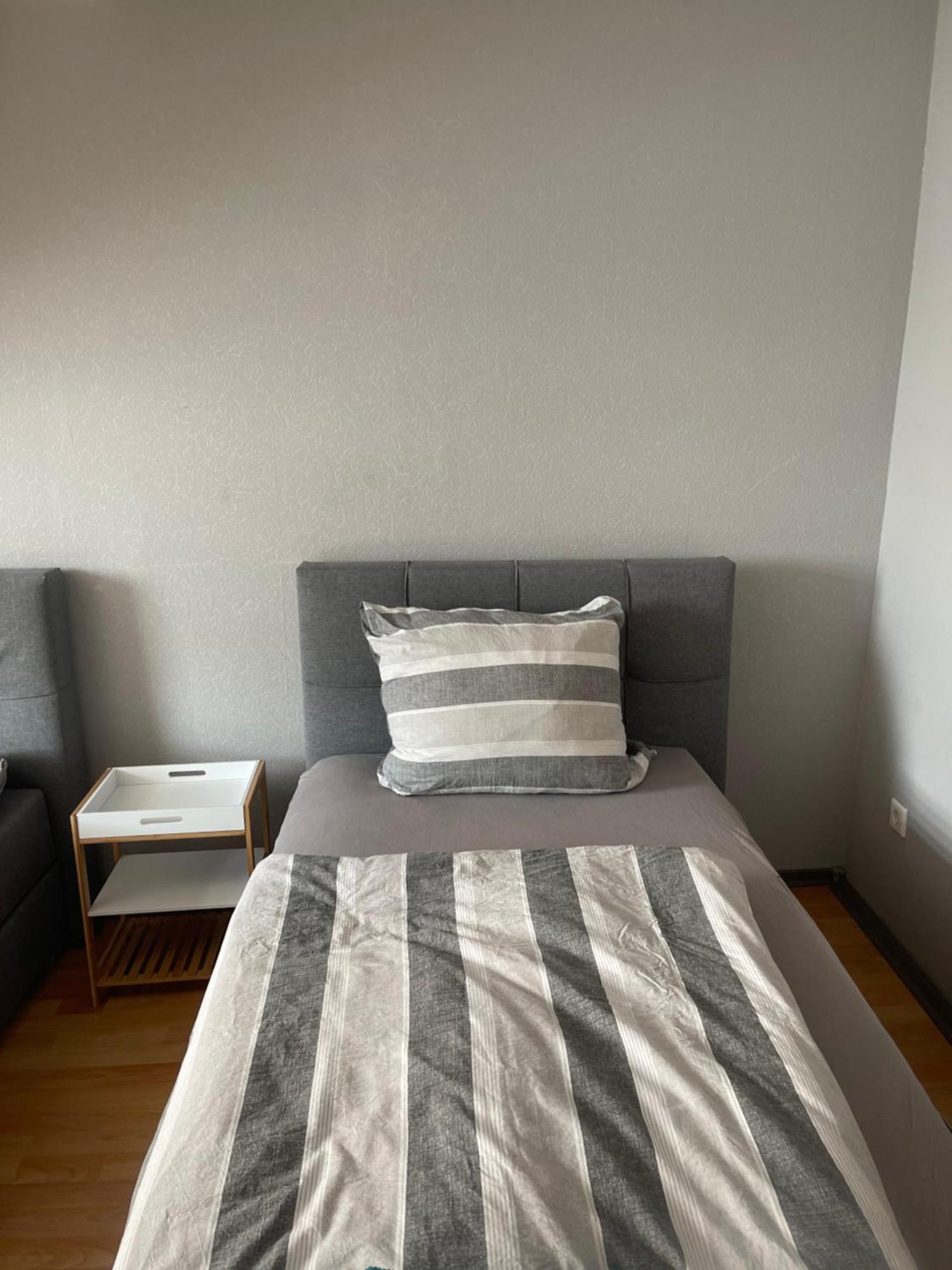 Apartment Gross 4 Zimmer Essen Eksteriør bilde
